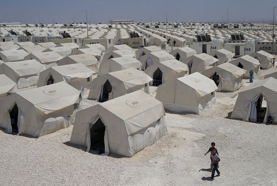 refugee camp in syria